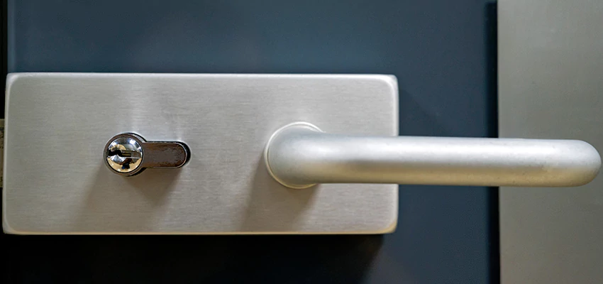 Change Patio Door Locks in Santa Fe Springs, California