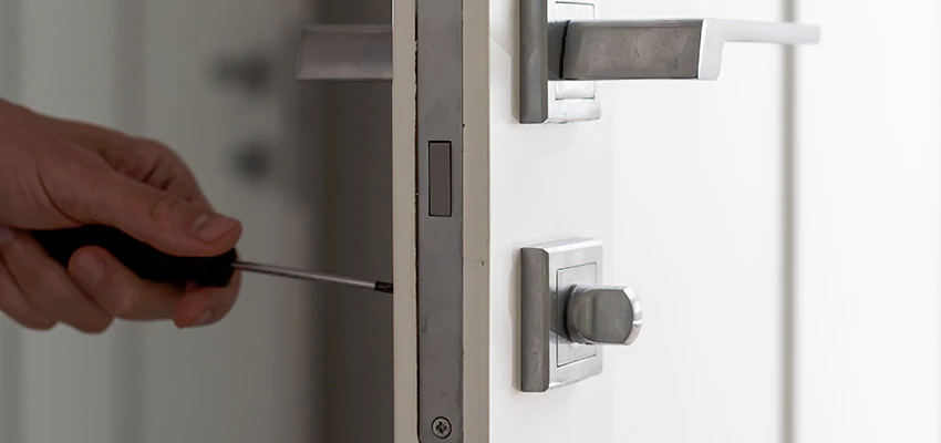 Key Programming Locksmith Open Now in Santa Fe Springs, California