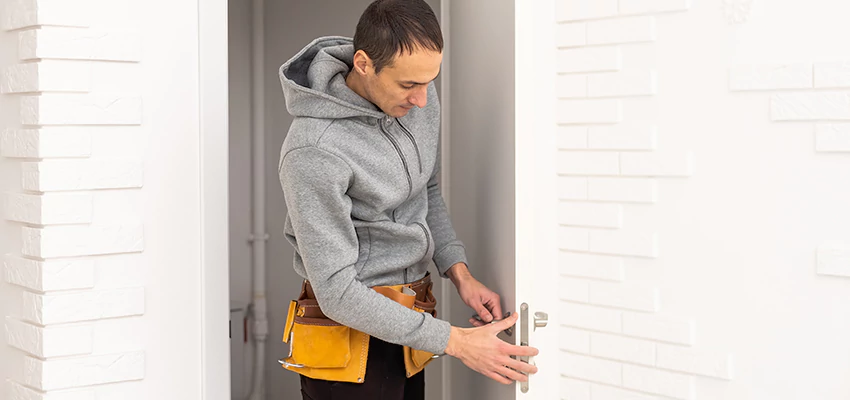 Nighttime Locksmith Near Me in Santa Fe Springs, CA