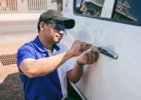 Car Locksmith in Santa Fe Springs, CA